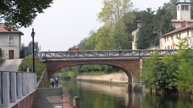 Naviglio Grande &ndash; Chiusura alzaia a Magenta &ndash; Est Ticino Villoresi &copy; Creative Commons