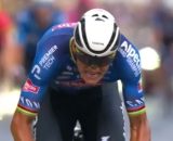Mathieu Van der Poel, leader dei Paesi Bassi - &copy; Screenshot Eurosport