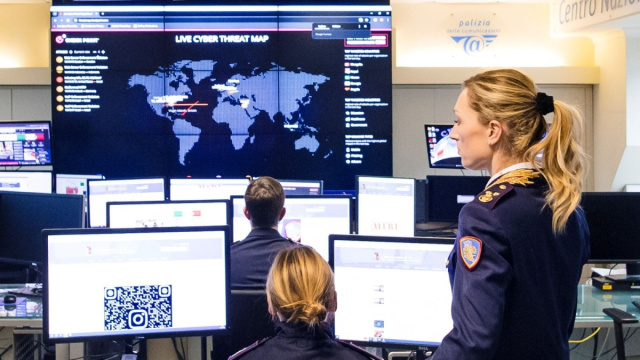 Polizia Postale: ESEGUITI DUE MANDATI DI ARRESTO EUROPEO E QUATTRO ... &copy; Creative Commons