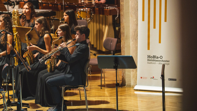 Progetti orchestrali: bando per due direzioni artistiche  Tutte ... &copy; Creative Commons