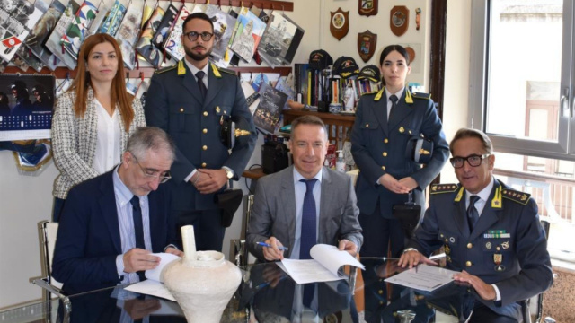 Vibo Valentia, protocollo d'intesa sul contrasto a frodi e reati ... &copy; Creative Commons