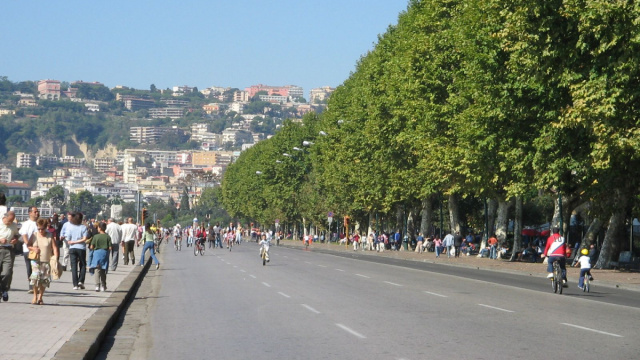 Ztl sul lungomare: ecco le nuove modifiche  Napoli da Vivere &copy; Creative Commons