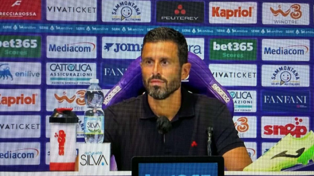 Fabio Grosso in conferenza stampa &copy;YouTube AC Fiorentina.