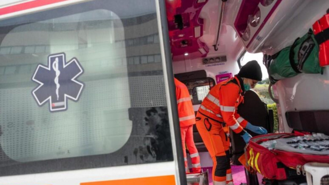 Incidente sul lavoro, muore incastrato in una mietitrice. Un'altra ... &copy; Creative Commons