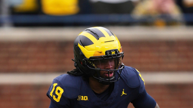 Michigan quarterback Bryce Underwood displays growing pains and ... &copy; Creative Commons