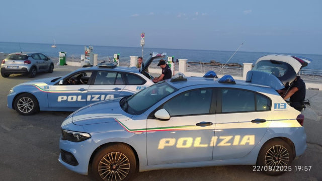 Crotone: La Polizia di Stato intensifica i controlli nelle mete ... &copy; Creative Commons