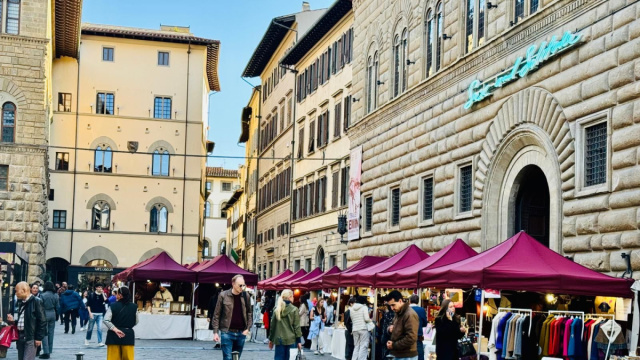 Torna in Piazza Strozzi ARTour &ndash; Il Bello in piazza - CNA Firenze ... &copy; Creative Commons