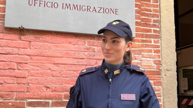 Apertura straordinaria Ufficio Immigrazione - Questura di Firenze ... &copy; Creative Commons