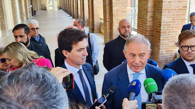 Cerreto d'Esi / Electrolux: il Ministro Urso sente governatori ... &copy; Creative Commons