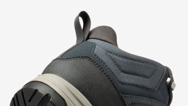 Scarpe Da Trekking Uomo Impermeabili &ndash; Leggere Con Cuscinetto D ... &copy; Creative Commons