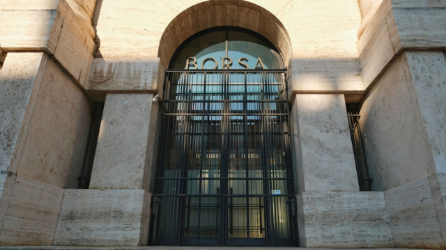 Titoli sotto la lente a Piazza Affari: Tim, Poste Italiane, Avio ... &copy; Creative Commons