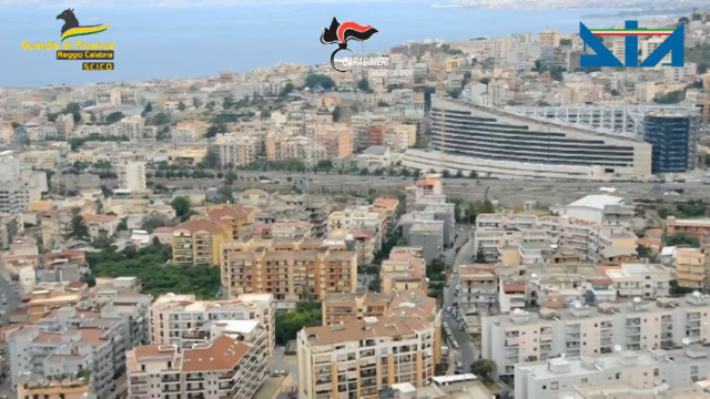 160 MILIONI DI EURO IL VALORE DEI BENI ILLECITAMENTE ACCUMULATI E ... &copy; Creative Commons
