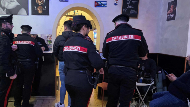 Blitz a Roma Est: pusher minorenni e auto rubate tra Cinecitt&agrave; e ... &copy; Creative Commons