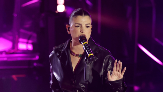 Emma Marrone Sanremo 2024 look: la rivoluzione sexy elegante al ... &copy; Creative Commons