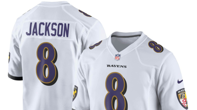 Maglia Baltimore Ravens Nike Game Road - Bianco - Lamar Jackson - Uomo &copy; Creative Commons