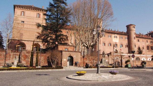 Moncalieri - Wikivoyage, guida turistica di viaggio &copy; Creative Commons