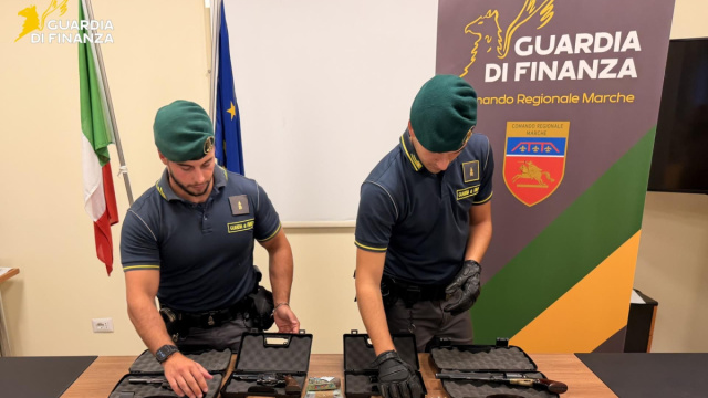 Sequestrati oltre 2 chili di hashish all'uscita dell'A14 ... &copy; Creative Commons