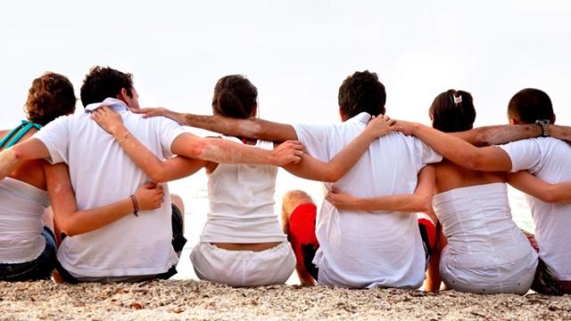 Conheça os tipos de abraços e seus significados