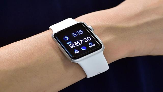 La Germania vieta gli smartwatch per bambini