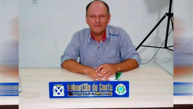 Assista: vereador se masturba em escola, filma e vídeo vai parar no Facebook