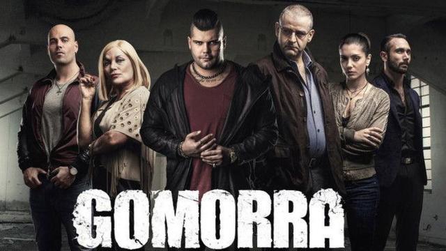 Il messaggio ai fans di Marco D'Amore