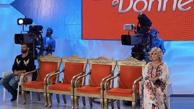 Uomini e donne choc, Tina Cipollari: ''Con Chicco è finita!'' - VIDEO