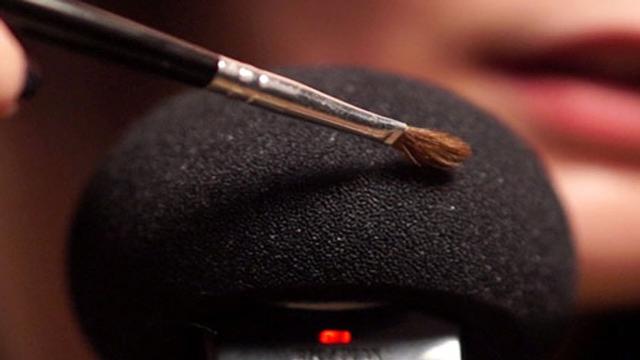 L'ASMR: i video che rilassano il cervello