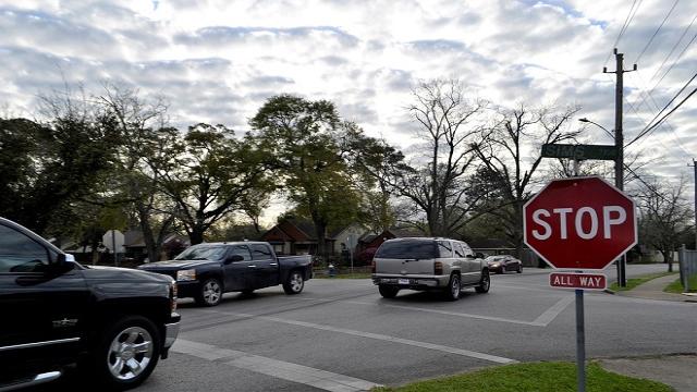 La combustión del petróleo y sus derivados produce productos residuales