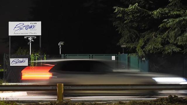 Aggressione in club prive' a Milano, tre feriti