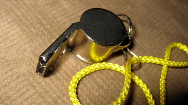 Liam Moore, was a first rate example of a good referee at Leeds vs Castleford