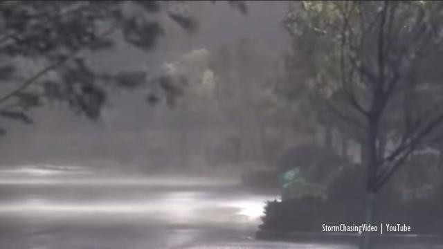 Hurricane Florence Updates: Waves crash over Carolina Beach dunes as storm slows