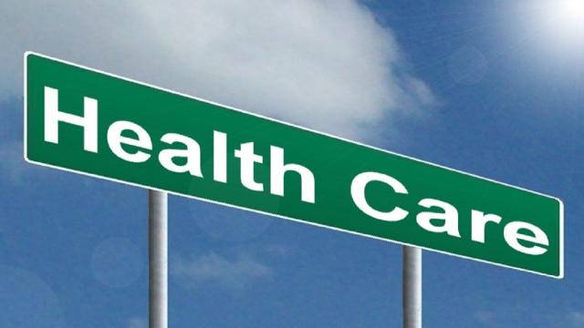 Le Iene: il toccante servizio di Giulio Golia sui malati di Alzheimer