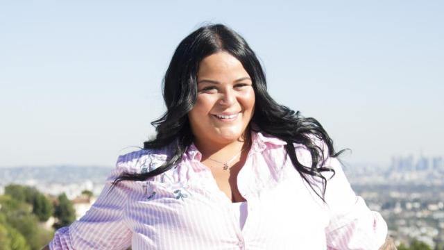 Sarah Fraisou dévoile sa nouvelle poitrine réduite