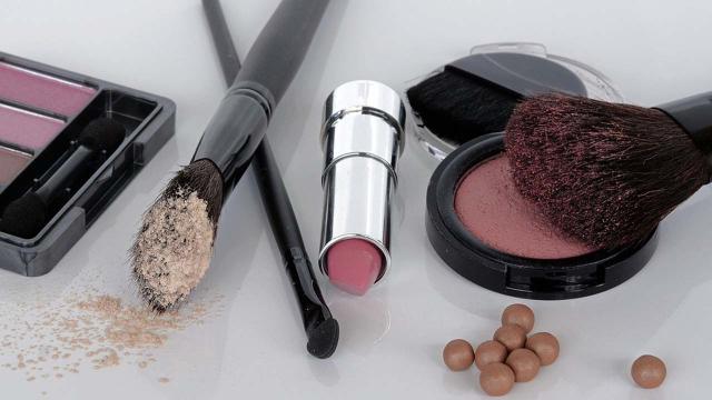 Amazon top make-up brush and bag deals for Black Friday