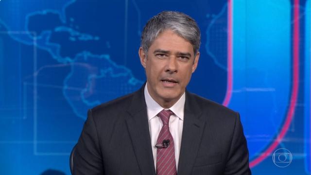 Willian Bonner faz desabado ao vivo no Jornal Nacional