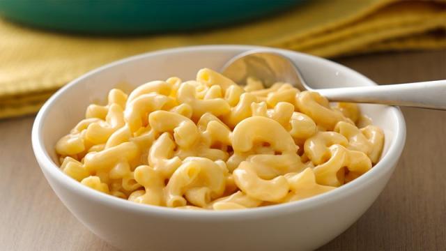 Maccheroni al formaggio precotti, versione senza precedenti