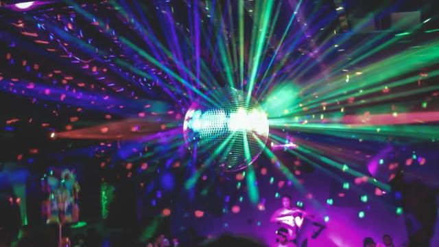 Purple, la nouvelle série évènement sur le monde de la nuit à Paris