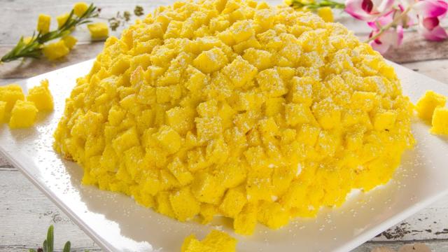 Ricetta torta mimosa: il dolce della Festa della Donna
