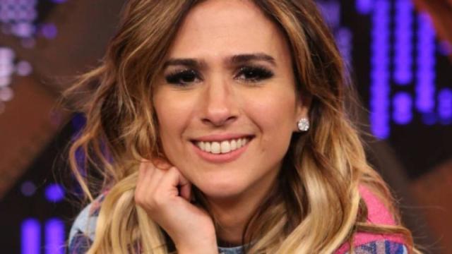 Tatá werneck exibe barriga de grávida nas redes sociais