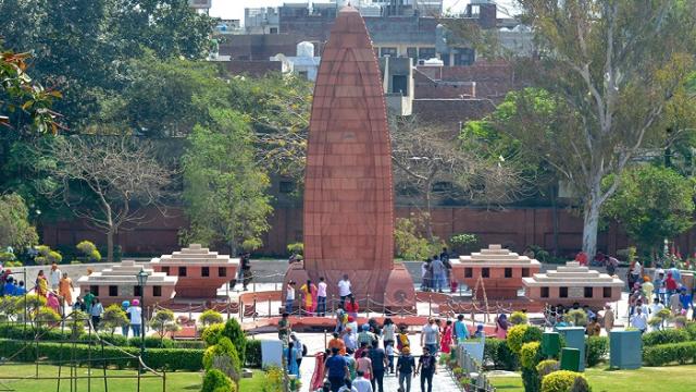  UK PM Theresa May expresses regret over Jallianwala Bagh massacre