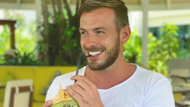 Julien Bert accusé de trafic de drogue, il réagit enfin et menace les journalistes.