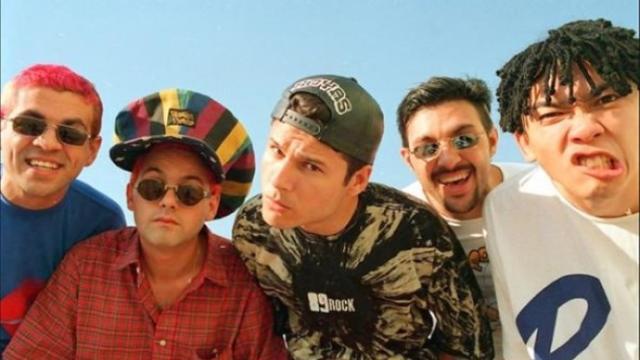 Cantores que morreram após acidente aéreo