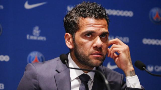 Dani Alves parlando della Juve: 