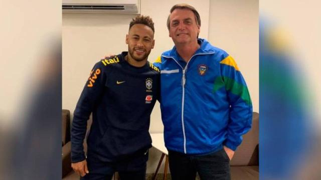 Bolsonaro sai em defesa de Neymar e diz que modelo viajou para se relacionar com o jogador