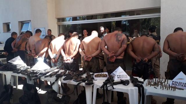 Quadrilha que aterrorizou Uberaba contava com armamento pesado