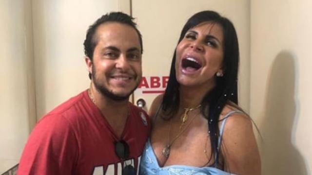 Gretchen conta que será avó de três netos: 'Deus é incrível comigo'