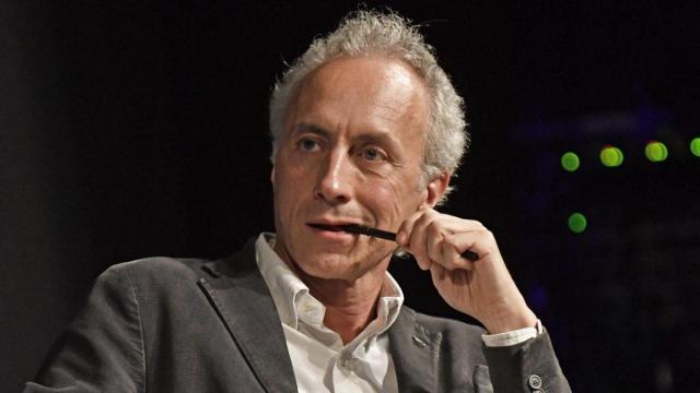 Marco Travaglio critica duramente la scelta del governo Conte