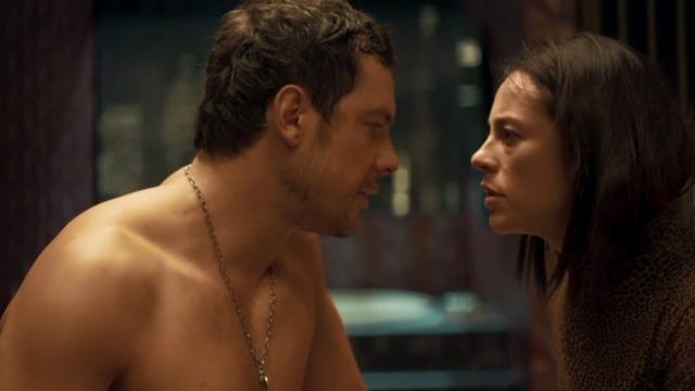 Click no perfil de Vivi Guedes gera criticas ao personagem Chiclete, de 'A Dona do Pedaço'