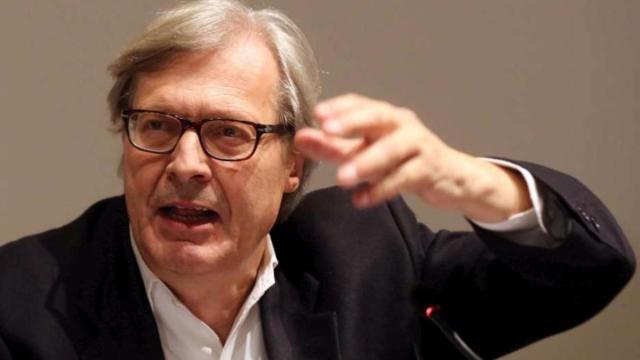 Vittorio Sgarbi si scaglia contro il Movimento 5 Stelle