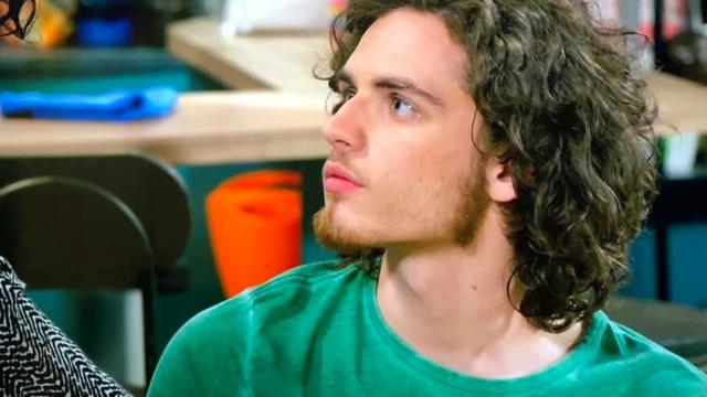 Un Posto al Sole, anticipazioni: Alex in crisi a causa di Carla